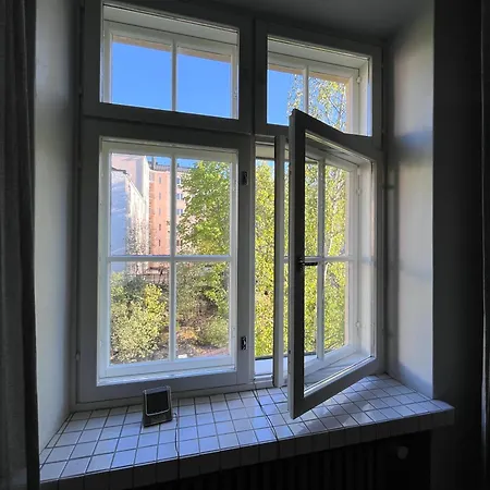 Topfloor With Courtyard Views Helsinki