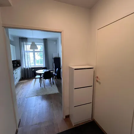 Lägenhet Topfloor With Courtyard Views