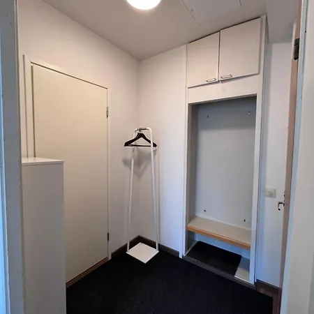 Lägenhet Topfloor With Courtyard Views *