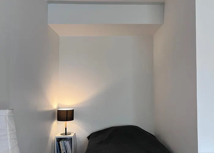 Topfloor With Courtyard Views Διαμέρισμα